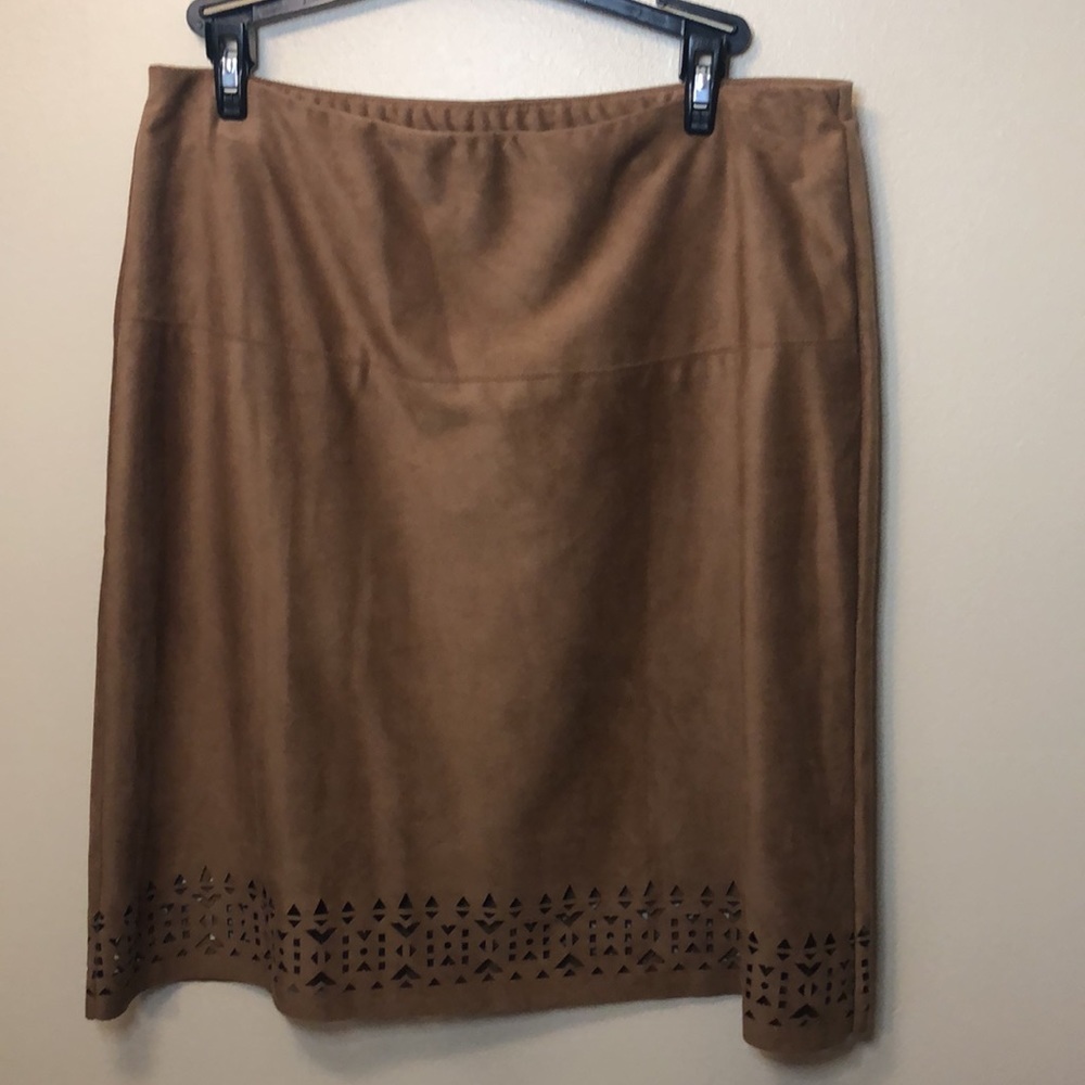 Tan Faux Suede Skirt, M petite